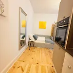 Quiet Studio With Kitchen & Washer-Dryer Prenzlauer Berg