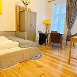 Quiet With Kitchen & Washer-dryer Prenzlauer Berg Apartment Berlin