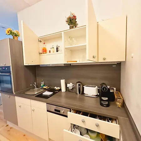Quiet Studio With Kitchen & Washer-Dryer Prenzlauer Berg Διαμέρισμα Βερολίνο