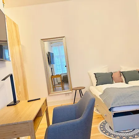 Quiet With Kitchen & Washer-dryer Prenzlauer Berg