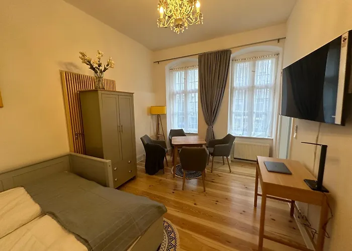 Rod 3 - Quiet And In Prenzlauer Berg * Berlín